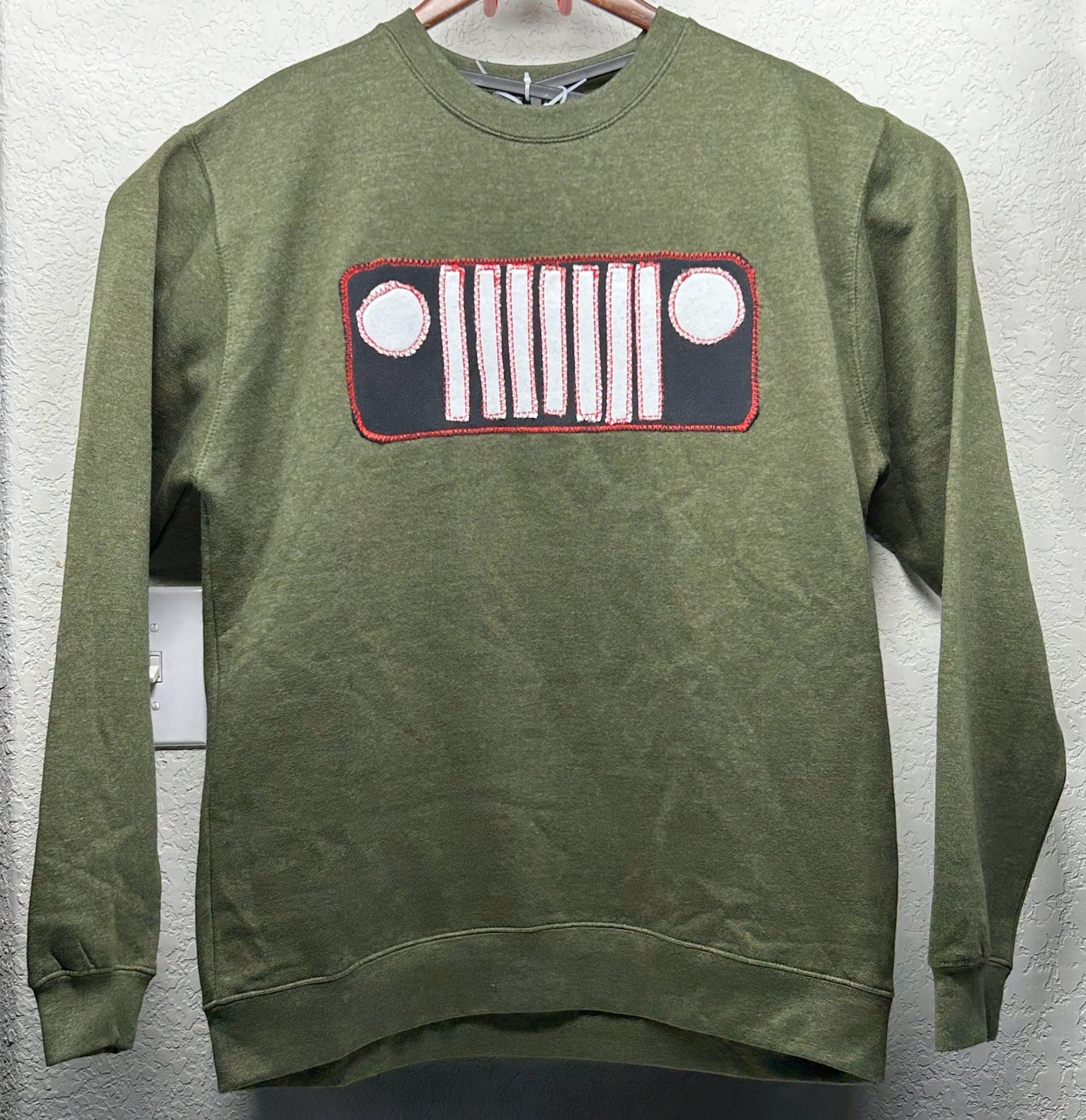 Upcycled/Reworked Dark Green Sweatshirt with Handmade Jeep Grille Patch – Mens Large